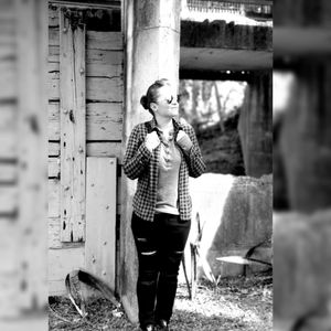 Meet your Posher, Anahi